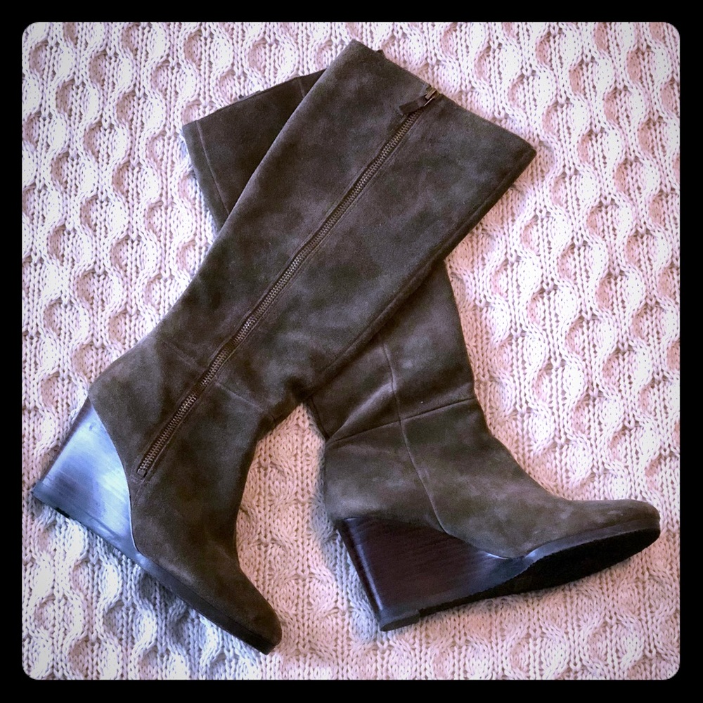 Franco Sarto gray suede wedge heels boots